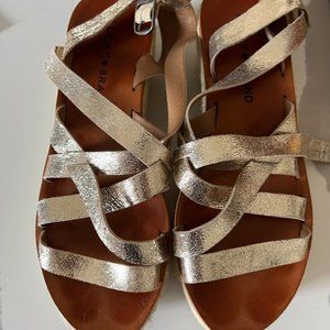 Lucky Brand Gold Strappy Sandals